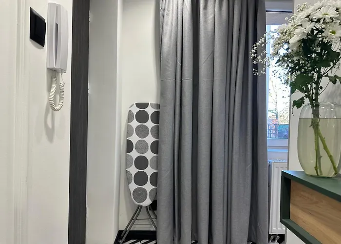 Grand Pavilion アパート