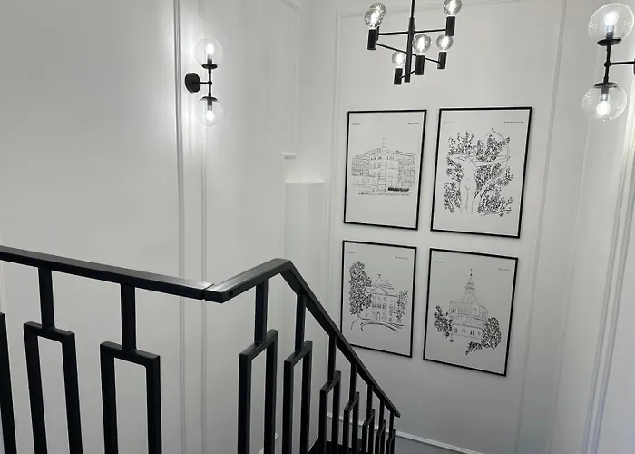 Grand Pavilion ビィドゴシュチュ